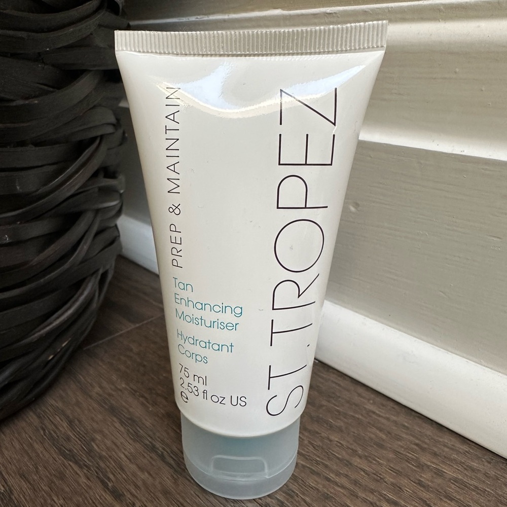 New St-Tropez Prep & Maintain Tan Enhancing Body Moisturizer Cream 75ml